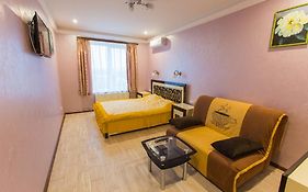 Modern Apartment On Akademika Sakharova 27A